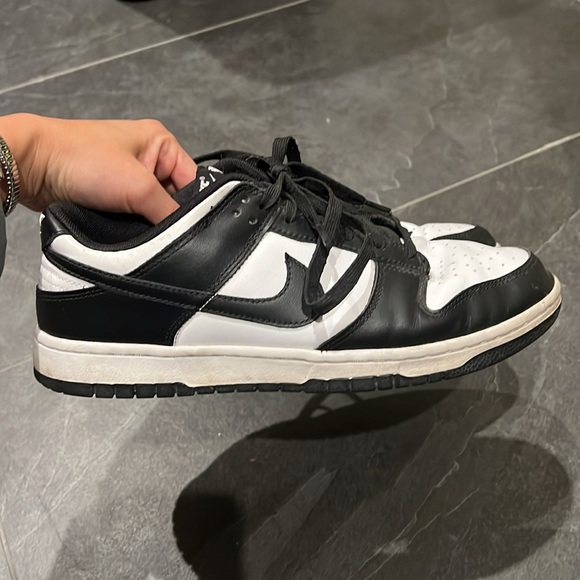 MENS NIKE DUNKS “PANDAS” SIZE 9.5M - Picture 6 of 8